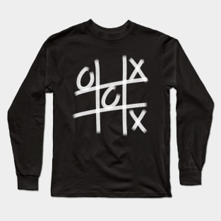 Tic Tac Toe game in white Long Sleeve T-Shirt